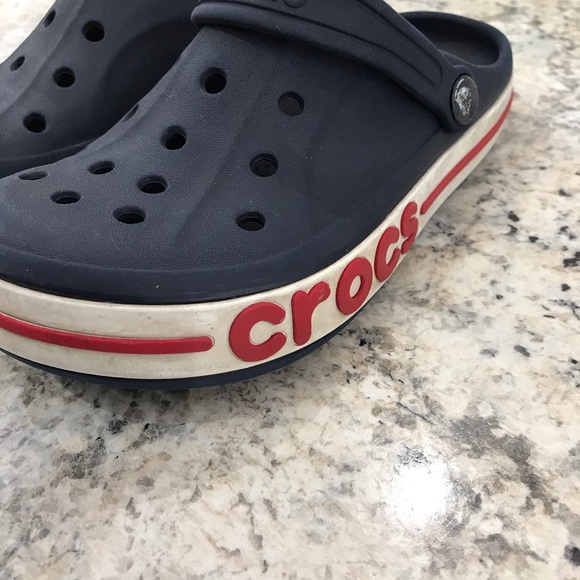 ⛔️REDUCED⛔️ Kids Crocs - Picture 3 of 8